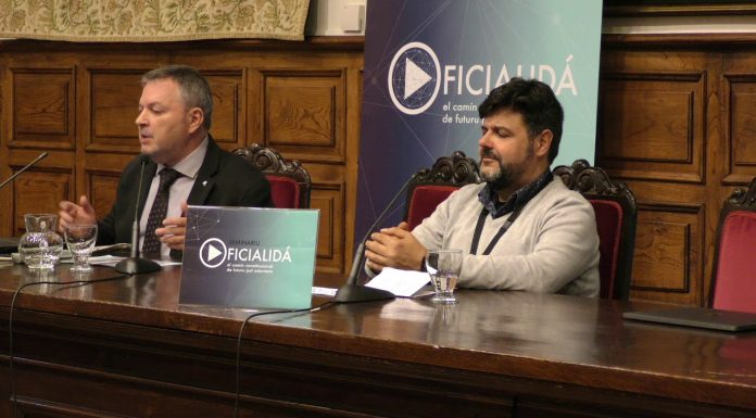 Conferencia de Xosé Antón González Riaño: «Marcu xeneral d’aplicación de la oficialidá»