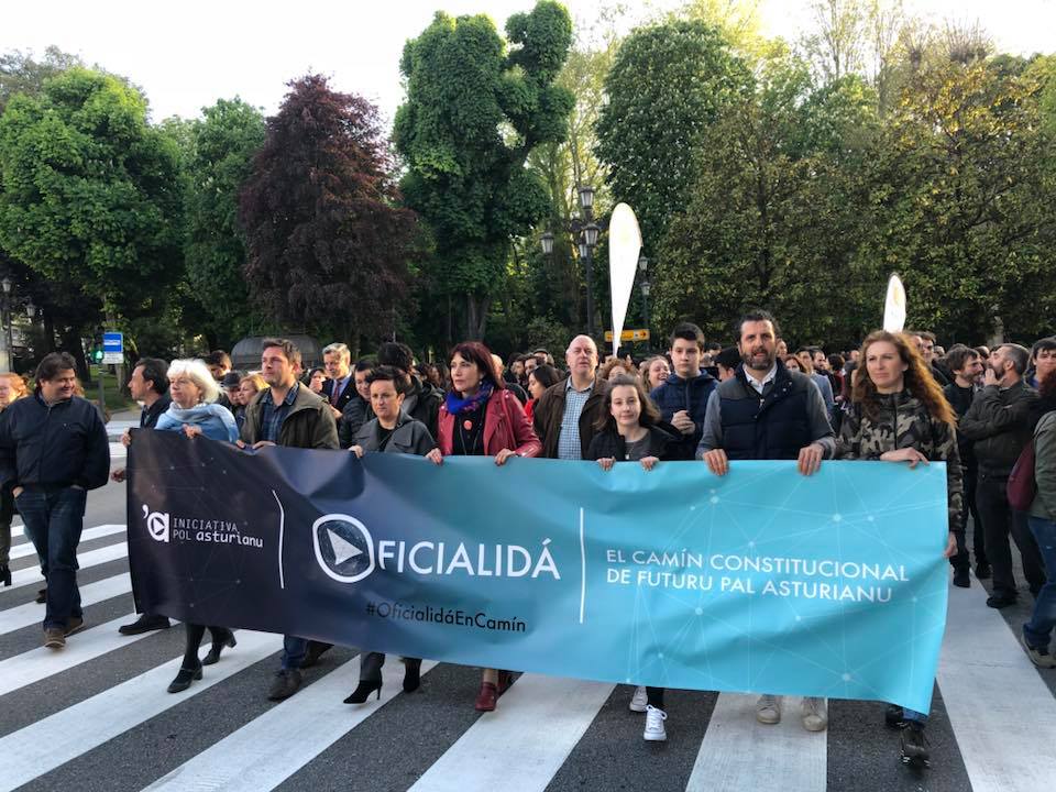 Iniciativa pol Asturianu va acudir a la manifestación del 6 d’abril cola so pancarta del consensu constitucional pola oficialidá