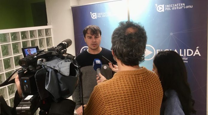 Iván Llera: “Celebramos la constitución del Conseyu Asesor de Política Llingüística como un espaciu pal trabayu y la reivindicación de los drechos llingüísticos”