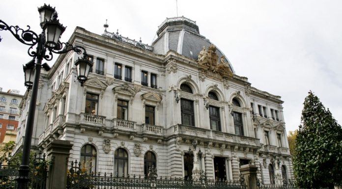 Iniciativa pol Asturianu pide a Izquierda Xunida un esfuerciu pa nun dexar pasar esta oportunidá hestórica pa la oficialidá