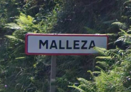 Los cartelos de la AS-369 en Maeza incumplen la toponimia oficial de Salas