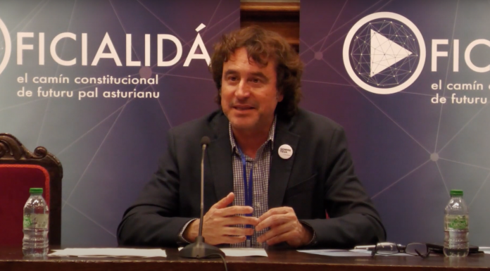 Oficialidá y política llingüística na Comunidá Valenciana