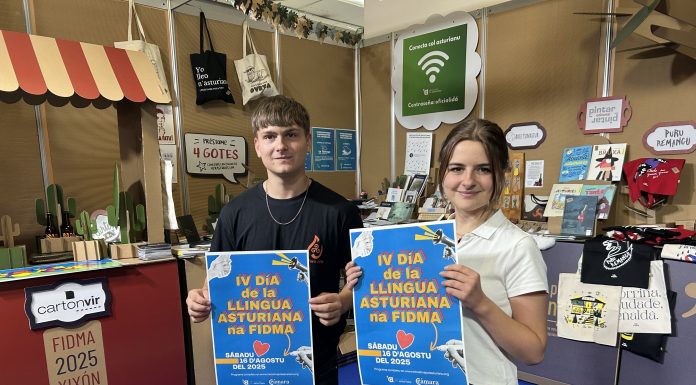 La periodista Inés Paz va dar el pregón del IV Día de la Llingua Asturiana na FIDMA