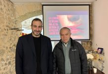 Inaciu Galán da una conferencia sobre la llingua asturiana en Mallorca