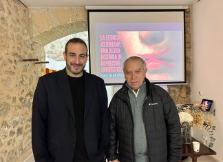 Inaciu Galán da una conferencia sobre la llingua asturiana en Mallorca