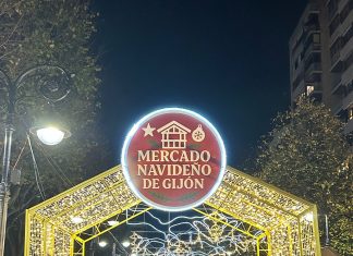 Arantza Margolles envía a una carta a Álvaro Queipo demandando la vuelta del asturianu al Mercáu Navidiegu de Xixón