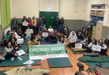 Iniciativa pol Asturianu amuesa’l so sofitu al enzarru d’ADAE na defensa de la especialidá docente